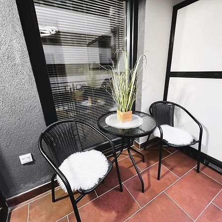 Luxe Central Studio With Pool, Parking & Ac Βουδαπέστη Εξωτερικό φωτογραφία
