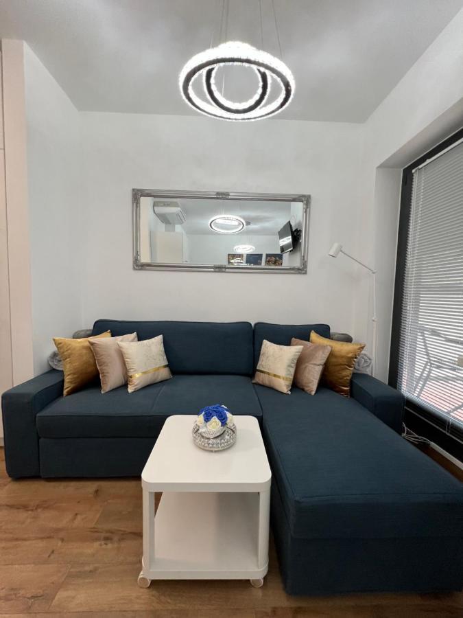 Luxe Central Studio With Pool, Parking & Ac Βουδαπέστη Εξωτερικό φωτογραφία