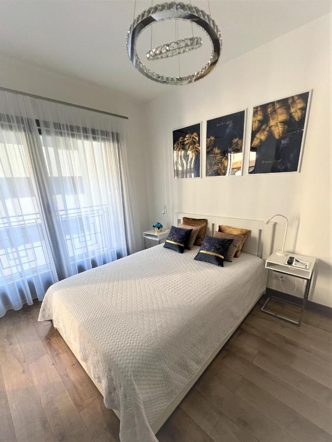 Luxe Central Studio With Pool, Parking & Ac Βουδαπέστη Εξωτερικό φωτογραφία