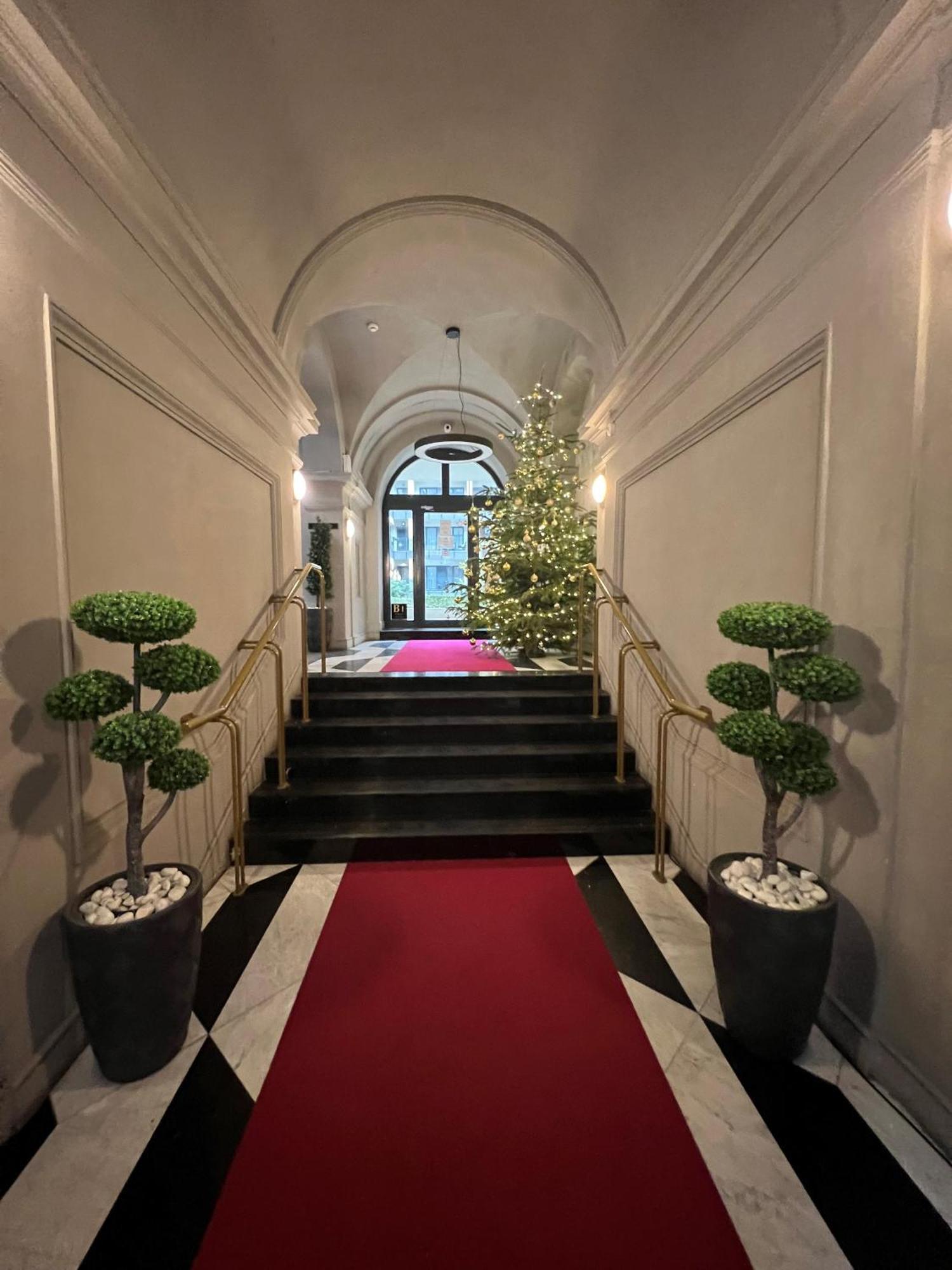 Luxe Central Studio With Pool, Parking & Ac Βουδαπέστη Εξωτερικό φωτογραφία