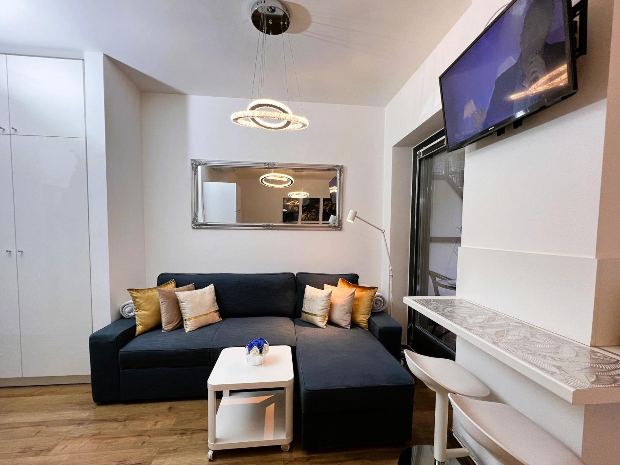 Luxe Central Studio With Pool, Parking & Ac Βουδαπέστη Εξωτερικό φωτογραφία