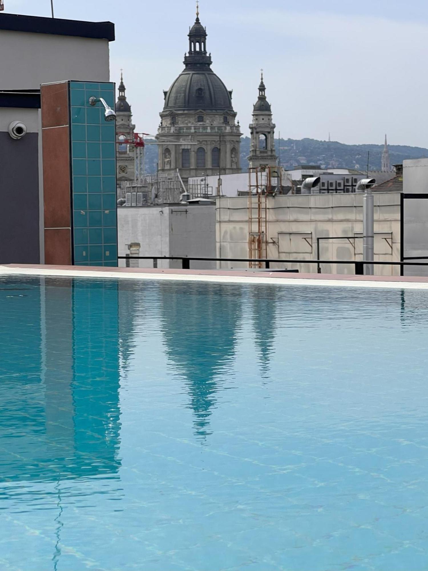 Luxe Central Studio With Pool, Parking & Ac Βουδαπέστη Εξωτερικό φωτογραφία