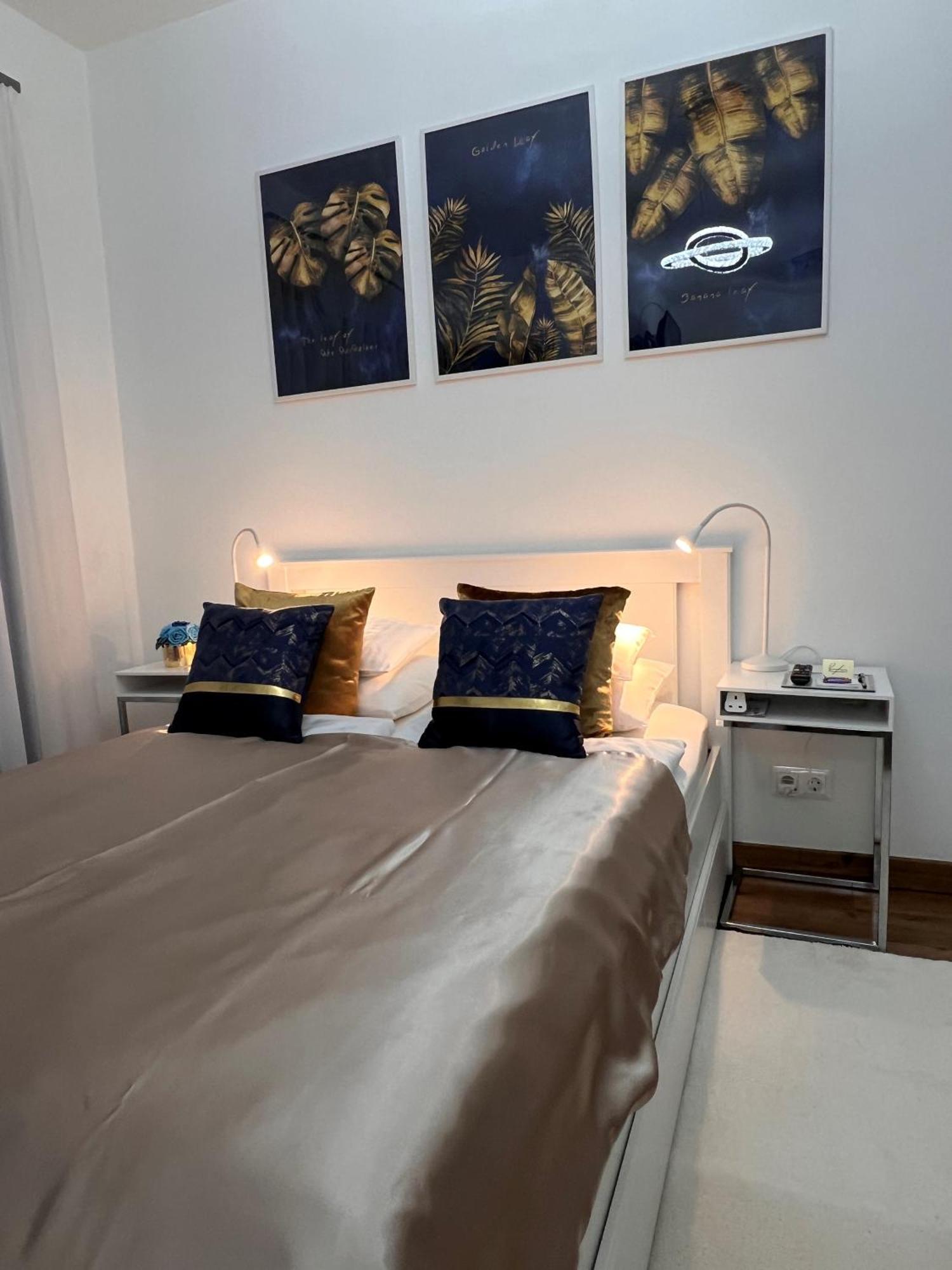 Luxe Central Studio With Pool, Parking & Ac Βουδαπέστη Εξωτερικό φωτογραφία